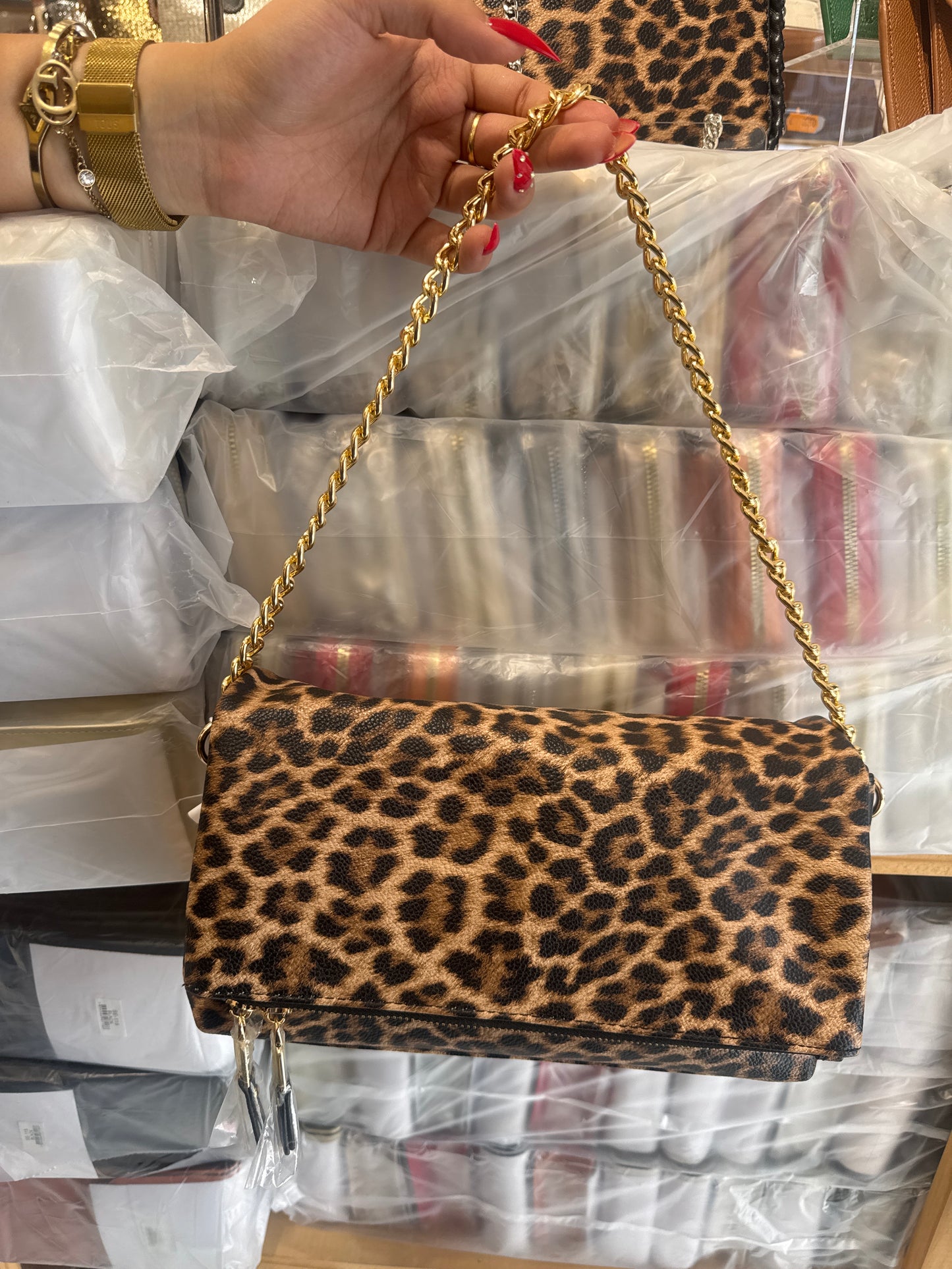 Bolso leopardo bonbazo