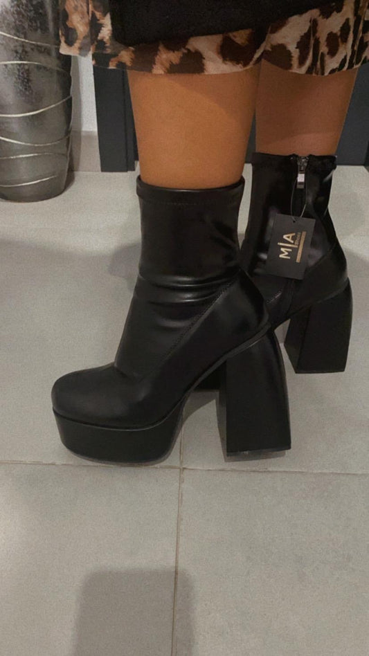 Botas silvia negro